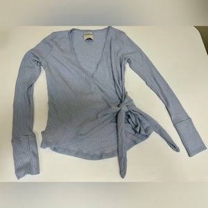 abercrombie and fitch light sweater